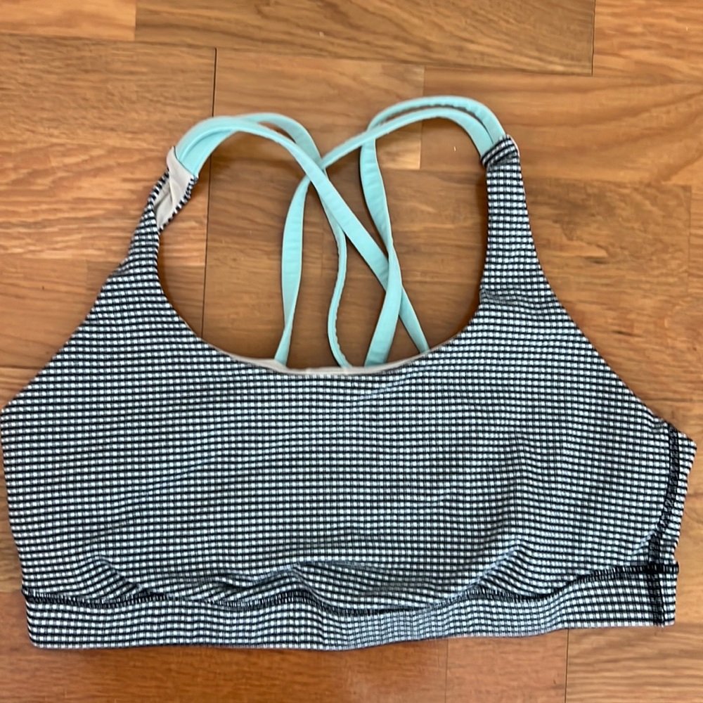 Lululemon sports bra size 12